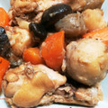 クックHBQ370☆'s cooksnap of when they made 手羽元と里芋の煮物.