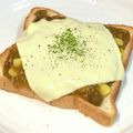 ChunChun☆≡'s cooksnap of when they made 野菜炒めプラスで♬カレーチーズトースト♡.
