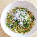 hichtakk's cooksnap of when they made しらすとネギの和風ゆずパスタ.