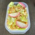 Kenちゃんねる's cooksnap of when they made キャベツとかまぼこ炒め.