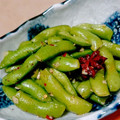 あやざいる's cooksnap of when they made 台湾定番おつまみ★ごま油が効く黒胡椒枝豆.