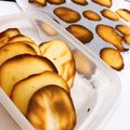 ぶすもん's cooksnap of when they made 卵白1個deノンオイル〜ラングドシャ風.