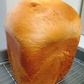 ＊＊ルリ＊＊'s cooksnap of when they made HBでほんのり黄色 あま～いパン.
