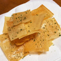 おちゃわん＊'s cooksnap of when they made 揚げずに！春巻きの皮チップス.
