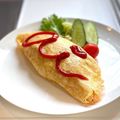 かっちゃん杉's cooksnap of when they made 炊飯器で作ったチキンライスで オムライス.