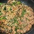 Nbee's cooksnap of when they made 絶品☆豚ひき肉ともやしの炒め物.
