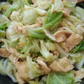 みこひろママ's cooksnap of when they made 10分 キャベツと油揚げの蒸しゴマ和え.