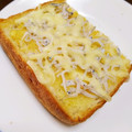 猫好きなひと's cooksnap of when they made チーズとしらすの冷凍作りおきトースト.