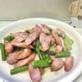 はらぺこしろうさぎ's cooksnap of when they made お弁当に♪アスパラ＆ソーセージ炒め.