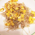かおりった's cooksnap of when they made まるごと新玉ねぎとふんわり卵のサラダ.