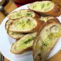 クックUKQEN4☆'s cooksnap of when they made 簡単ガーリックトースト♬.