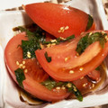 Halcandy51's cooksnap of when they made トマトと大葉の胡麻和え.