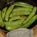 ねみねみ's cooksnap of when they made スナップえんどうのマヨカレー炒め.