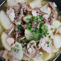 SUNMOONMOM's cooksnap of when they made 簡単✿大根と豚こまの煮物.