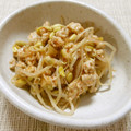 めなよ's cooksnap of when they made もやしと鶏ひき肉の炒め物.