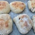 syupanpon's cooksnap of when they made もちもち捏ねないレーズンリュスティック♡.