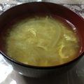 ゆ0518か's cooksnap of when they made ぐーたら娘の味噌汁＊玉ねぎと玉子の味噌汁.