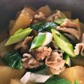ユウケンジャー's cooksnap of when they made ＊簡単＊しみしみ＊豚肉と大根の照り煮.