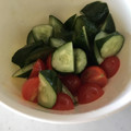 クックノンパパ's cooksnap of when they made 簡単！トマトときゅうりの簡単サラダ.