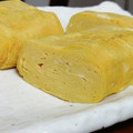 YuIRittsu's cooksnap of when they made お寿司やさんのふわふわ甘い卵焼き.
