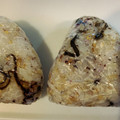 ハワハワイ's cooksnap of when they made ゆかりと塩昆布とごまのおにぎり.