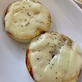 Saki0949's cooksnap of when they made あと一品に★チーズ乗せ焼き玉ねぎステーキ.