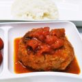 えリﾋﾟｮﾝ★'s cooksnap of when they made トマト缶でチーズIN煮込みハンバーグ！！.