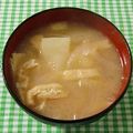 moruchama's cooksnap of when they made 新じゃがと新玉ねぎの味噌汁.