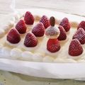 zakkiiM's cooksnap of when they made コストコ風♪苺のクリスマスケーキ☆.