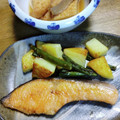 和☆2049's cooksnap of when they made サーモンのムニエル 意外と簡単ですよ.