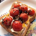 たろべちゃん's cooksnap of when they made トマト×クリチの塩昆布バジルトースト.