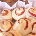 フォツフォ's cooksnap of when they made ベーコンロールちぎりパン.