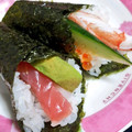 “ありあ”'s cooksnap of when they made 小さい手巻き寿司 のり 切り方 巻き方.