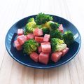 すんずく娘's cooksnap of when they made 厚切りベーコンとブロッコリーのソテー.