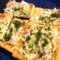 MizuhoBank's cooksnap of when they made 糖質オフ！シラスとチーズのお揚げピザ.