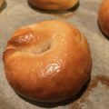 みん。実家暮らし飯's cooksnap of when they made 【簡単・手作り】卵なしもちっとベーグル.