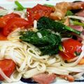 ♪ミチル♪'s cooksnap of when they made 菜の花とプチトマトとベーコンのパスタ.