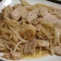 つあく's cooksnap of when they made 豚と麩ともやしの味噌バター炒め.