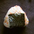 haruku221's cooksnap of when they made 焦がしにんにく醤油の鮭チーズおにぎり♪.