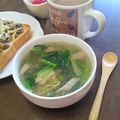 ひろちゃん☆ママ's cooksnap of when they made 3分で！小松菜とベーコンの中華風スープ.