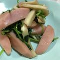 クックFUKKY☆'s cooksnap of when they made ニンニク香る豆苗とベーコンとエリンギ炒め.