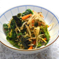 ＠迷子＠'s cooksnap of when they made 磯香る♪ほうれん草人参もやしのあえもの.