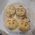 卵大好き☆'s cooksnap of when they made キティちゃんトーマス クッキーケーキ.