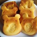 18kyoya's cooksnap of when they made シリコン型で簡単！肉球マドレーヌにゃ〜.