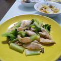イロピリン's cooksnap of when they made 簡単♪これ胸肉！？の柔らか中華風炒め♪.