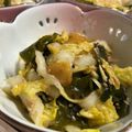 chocoraママ's cooksnap of when they made 白菜とわかめのにんにく胡麻和え♪.