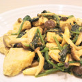 イエローバード's cooksnap of when they made 鶏ムネとほうれん草のマヨカレー炒め.