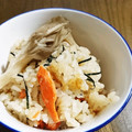 ごはん好きパンも好き's cooksnap of when they made 秋たっぷり♡『鮭ときのこの炊き込みご飯』.