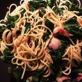 ame-ikuru's cooksnap of when they made カブの葉とベーコンの超シンプルパスタ.