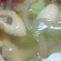 あゆたっくん's cooksnap of when they made 簡単☆ちくわ玉葱レタスのコンソメスープ.